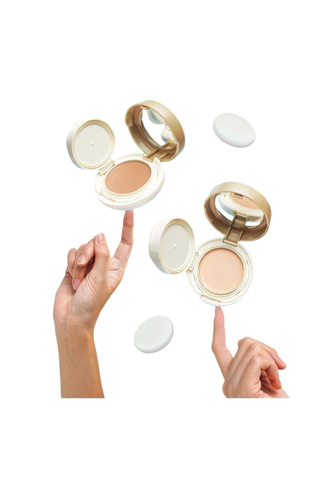 Anessa Compact Bright Ocher– for fair to light skin tones